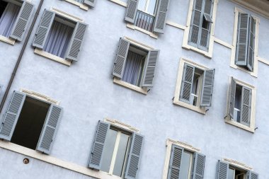 Roma 'da bir yaz günü Piazza della Rotonda' daki binalar.