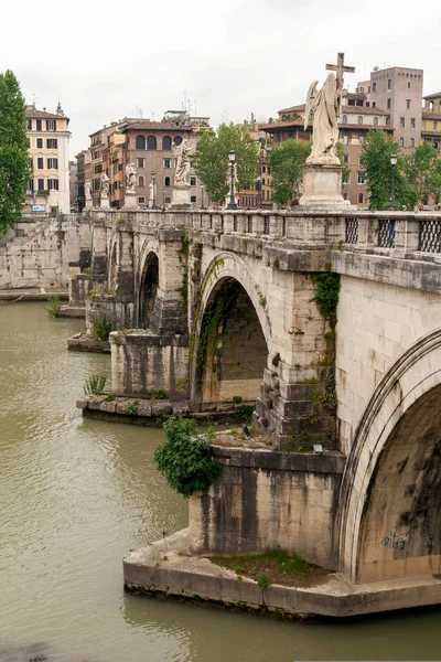 Szent Angelo Híd Ponte Sant Angelo Rómában Egy Felhős Nyári — Stock Fotó