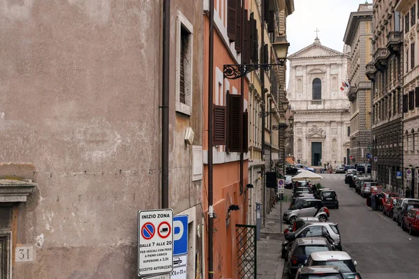 ローマ イタリア 2010年5月12日 ローマの夏の通り — ストック写真