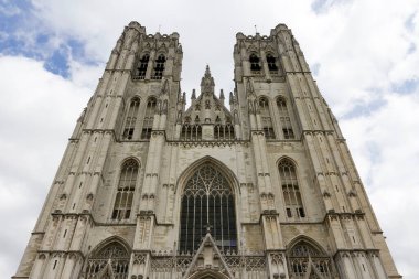 St. Michael ve St. Gudula Katedrali, Belçika 'nın başkenti Brüksel' de bulunan Brabantine Gotik tarzı bir ortaçağ Katolik kilisesidir..