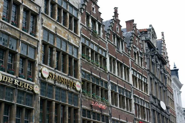 Antwerpen Belgien Juni 2013 16Th Talet Guildhouses Grote Markt Antwerpen — Stockfoto