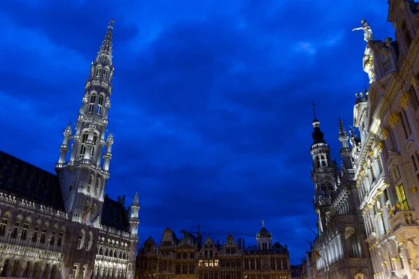 Grand Place Praça Central Bruxelas Com Câmara Municipal Uma Noite — Fotografia de Stock