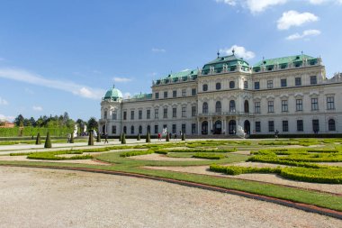Belvedere bir tarihi Viyana, Avusturya'da karmaşık Orangery ve Saray ahırları iki Barok saraylar (üst ve alt Belvedere), oluşan yapıdır.