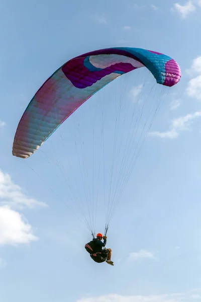 Csobanc Hungary August 2021 Paraglider Mountains Lake Balaton Hungary Summer — Stock Photo, Image