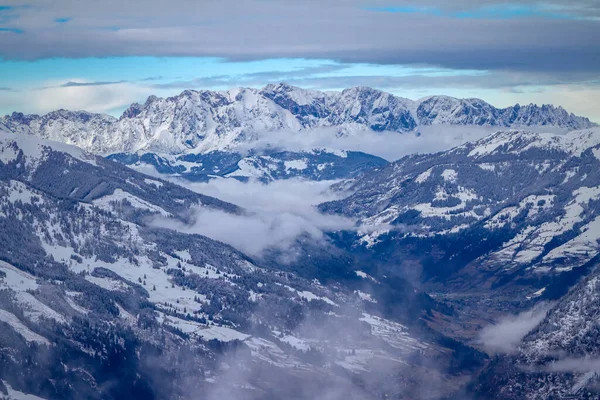 冬季风景全景冬季体育区巴德加斯坦 奥地利阿尔卑斯山 — 图库照片