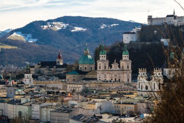 Avusturya 'daki Salzburg Katedrali manzarası.