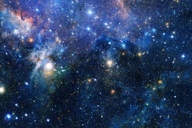 Derin uzayda bir yerde güzel bir galaksi. Kozmik duvar kağıdı. Bu görüntünün elementleri NASA tarafından desteklenmektedir
