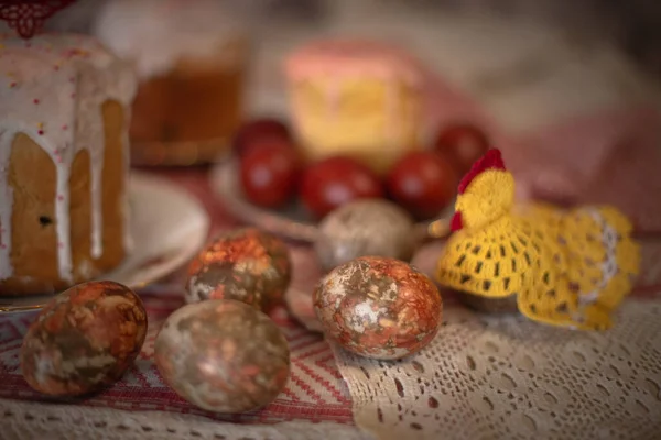 Oeufs Pâques Gâteau Pâques Sur Table — Photo