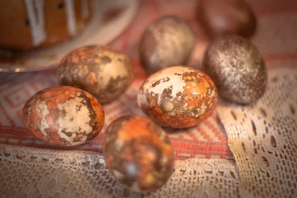 Oeufs Pâques Gâteau Pâques Sur Table — Photo