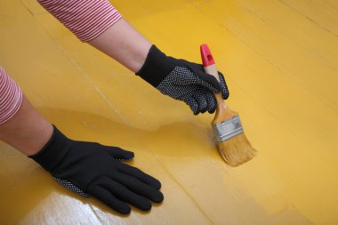 Ev yenileme, kat boyama