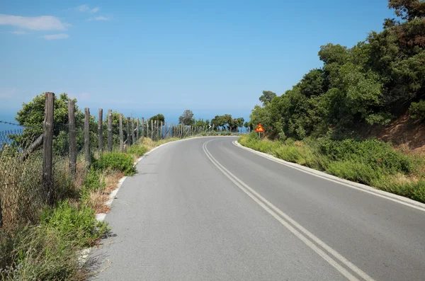 ギリシャでは、オリンパスの地域の山の道 — ストック写真
