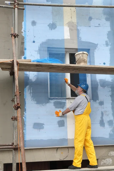 Styrofoam facade insulation, installing mesh — Stock Photo, Image