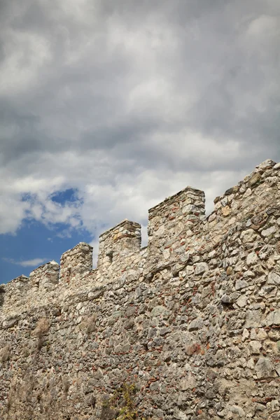 Muralla de piedra en castillo —  Fotos de Stock