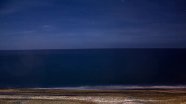 Timelapse di una spiaggia di notte — Video Stock