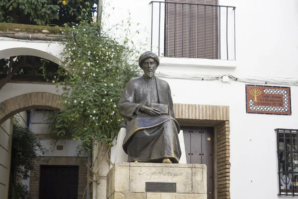 Statue of Maimonides in Cordoba — Stock Photo, Image