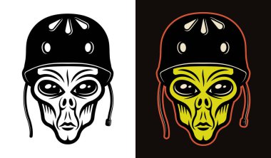 Kaykay vektör çizimi için koruyucu miğferli uzaylı kafası beyaz üzerine siyah ve koyu arkaplanda renkli iki stilde.