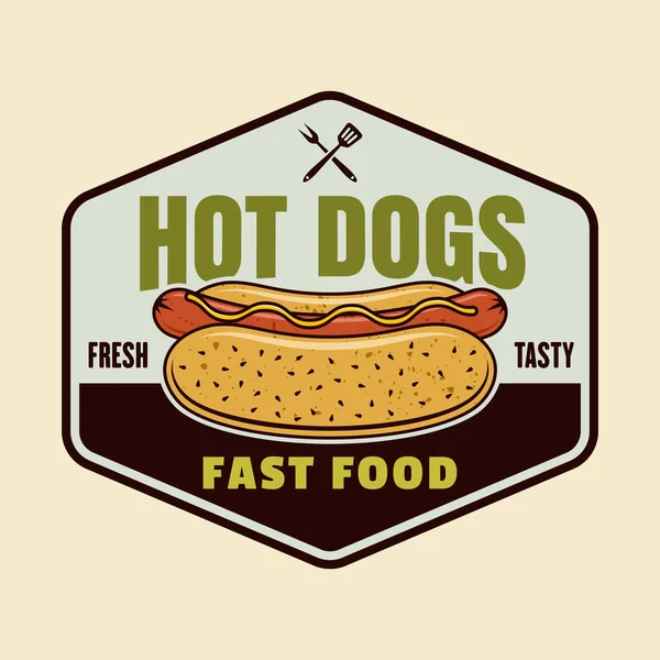 Hot dogs fast food restaurant menu vector colorful emblem, badge, label, sticker or logo in cartoon style isolated on light background — Vector de stock