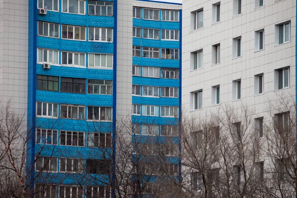 2013 Sonbaharı Vladivostok Primorsky Bölgesi Yüksek Binalar Çok Renkli Konut — Stok fotoğraf