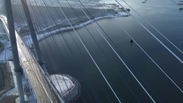 Zicht Van Bovenaf Ijzige Russische Brug Oostelijke Bosporus Vladivostok Panoramische — Stockvideo