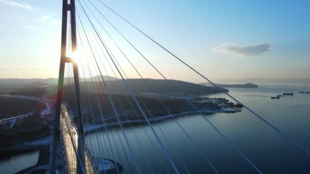 View Icy Russian Bridge Vladivostok Eastern Bosphorus Camera Flies Cables — Stock Video