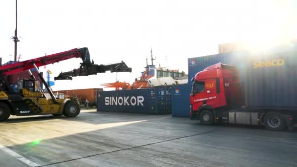 Vladivostok Oroszország 2020 Vladivostok Commercial Sea Container Port Egy Konténeres — Stock videók