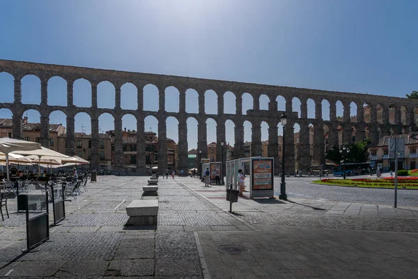 Gatuvy Över Akvedukten Och Staden Segovia Spanien — Stockfoto