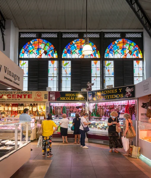 Die Fleischabteilung Auf Dem Überdachten Markt Der Stadt Salamanca Spanien — Stockfoto