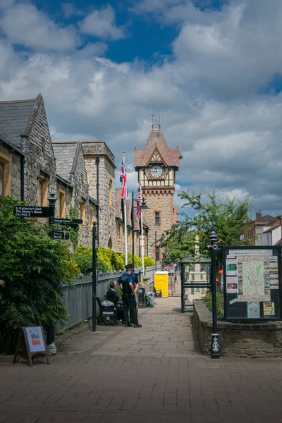 Widok Wieży Zegarowej High Street Starożytnym Miasteczku Targowym Ledbury Herefordshire — Zdjęcie stockowe