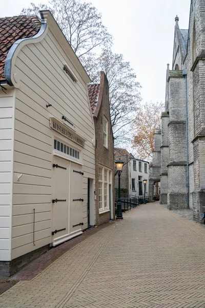 オランダのグダの街のストリートビュー — ストック写真