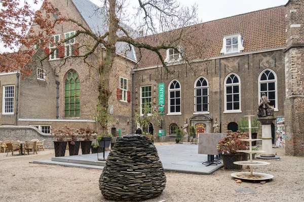 オランダ グダ市の博物館への入り口 — ストック写真