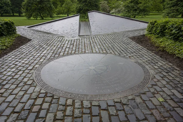 Canada War Memorial Green Park London — Stock Photo, Image