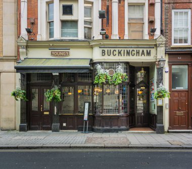 Londra, İngiltere 'deki Buckingham Halk Evi cephesi.