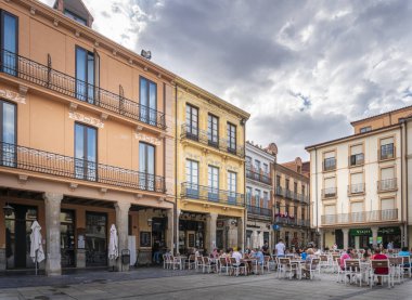 Astorga, İspanya, Temmuz 2020 - İspanya 'nın Astorga kentindeki Ana Meydan