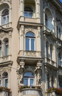 Hırvatistan 'ın Zagreb kentinde tarihi bir binanın cephesi