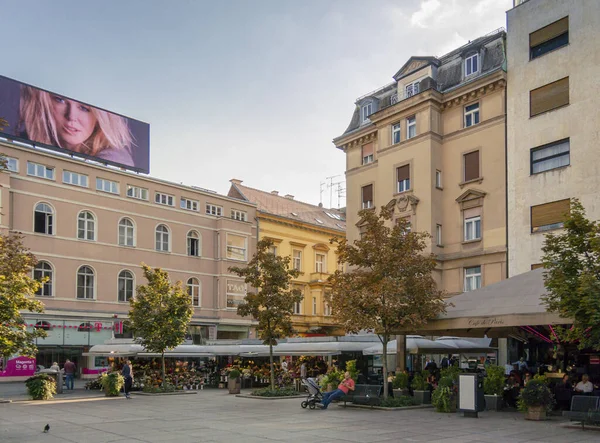 Vista Uma Das Muitas Praças Cidade Zagreb Croácia Imagem De Stock