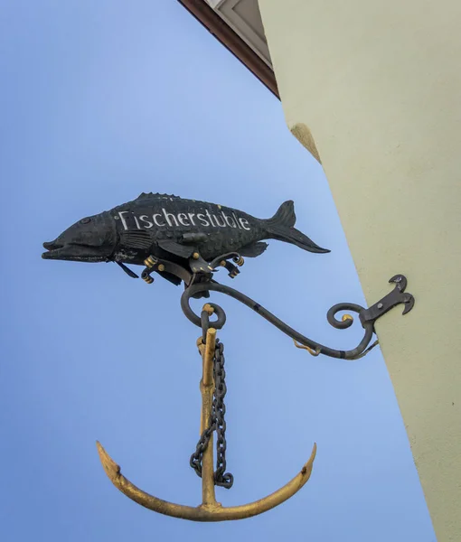 Meersburg Alemania Septiembre 2016 Señal Decorada Para Una Tienda Pescaderías —  Fotos de Stock