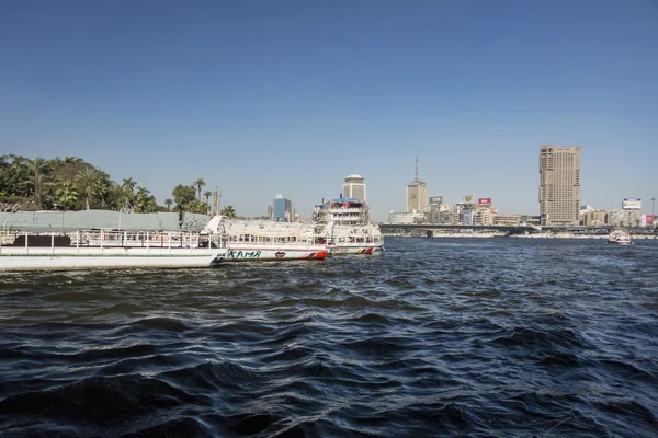 Nil Nehri su taksileri