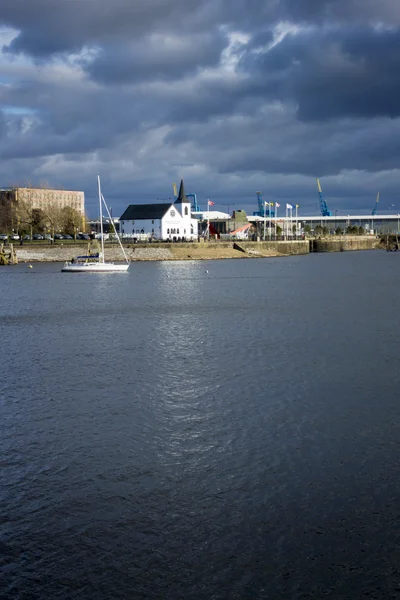 Noorse kerk in Cardiff Bay — Stockfoto