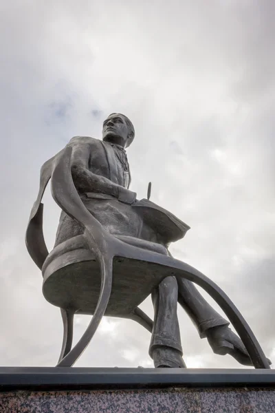 Statue d'Ivor Novello à Cardiff Bay — Photo