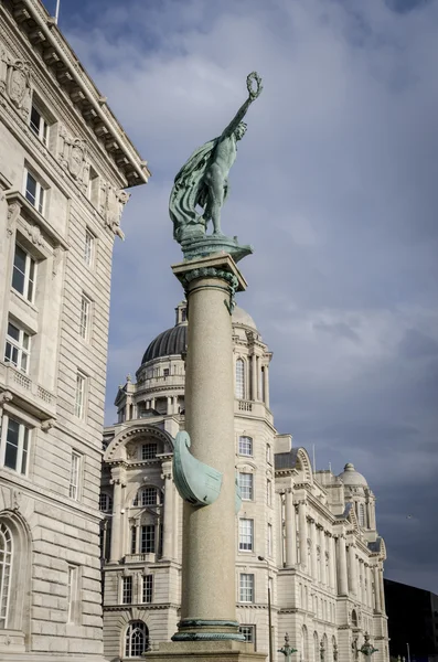 Cunard Savaş Anıtı, Liverpool, İngiltere — Stok fotoğraf