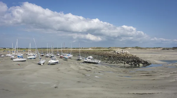 Portbail hamnen vid lågvatten — Stockfoto