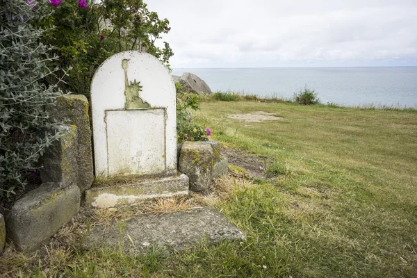 Defaced Memorial Stone — Stock Photo, Image