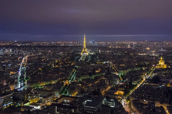 Skyline von Paris bei Nacht — Stockfoto