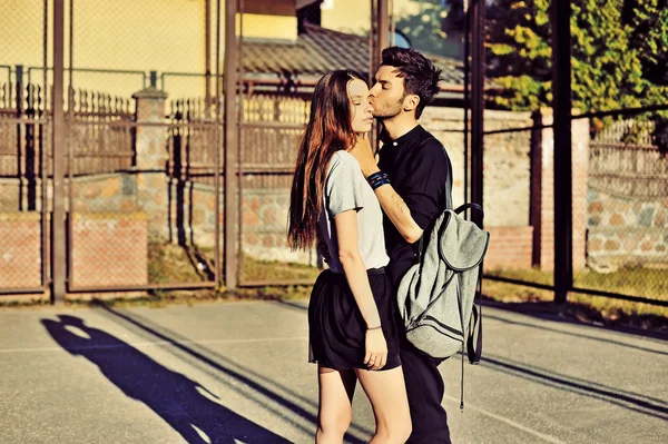 Young couple in love outdoor — Stock Photo, Image