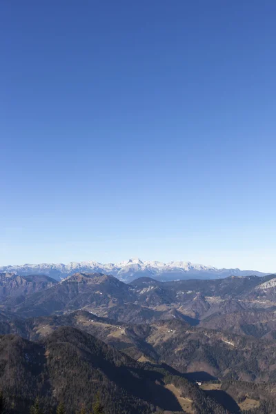 Вид на гору Triglav в Альпах — стокове фото