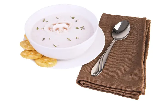 Свежий грибной суп в белой миске — стоковое фото