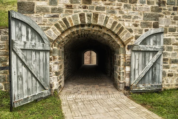 Old tunnel of stone — Stock Photo, Image