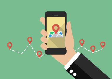 Şehir haritası GPS yön buluculu akıllı telefonu elinde tut