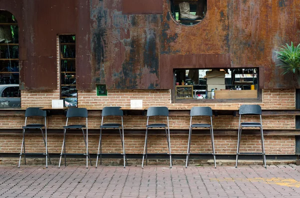 Cafe stolar i vintage cafeteria — Stockfoto