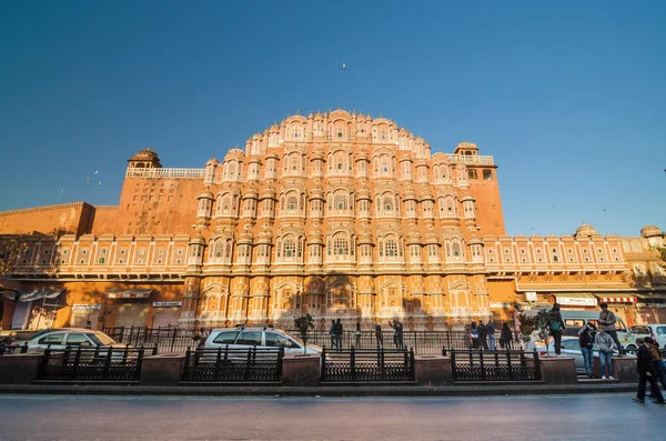 Jaipur, India - Decembrie29, 2014: Turiștii neidentificați vizitează Ha — Fotografie, imagine de stoc